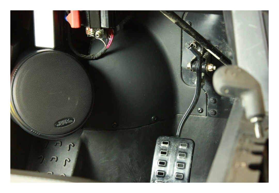 SSV Works 6.5" Front Speaker Pods Can-Am Commander / Maverick 2011-2018 5 SSV Works 6.5" Front Speaker Pods Can-Am Commander / Maverick 2011-2018 - Image 3